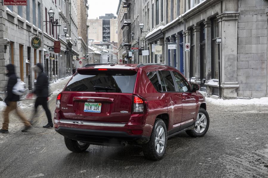  Jeep Compass High Altitude 2015 года  (фото 2 из 3)
